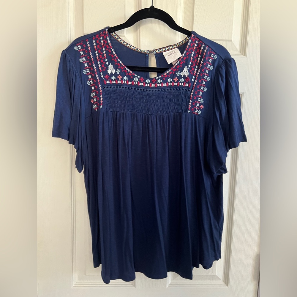 Navy top